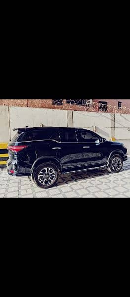 TOYOTA FORTUNER LEGENDER TOP OF THE LINE 0