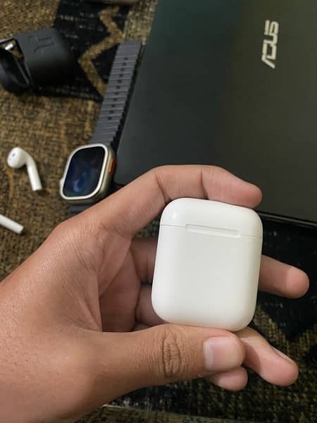 Apple airpods 4
