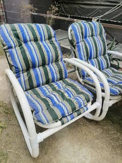 4 Garden Chairs with Table