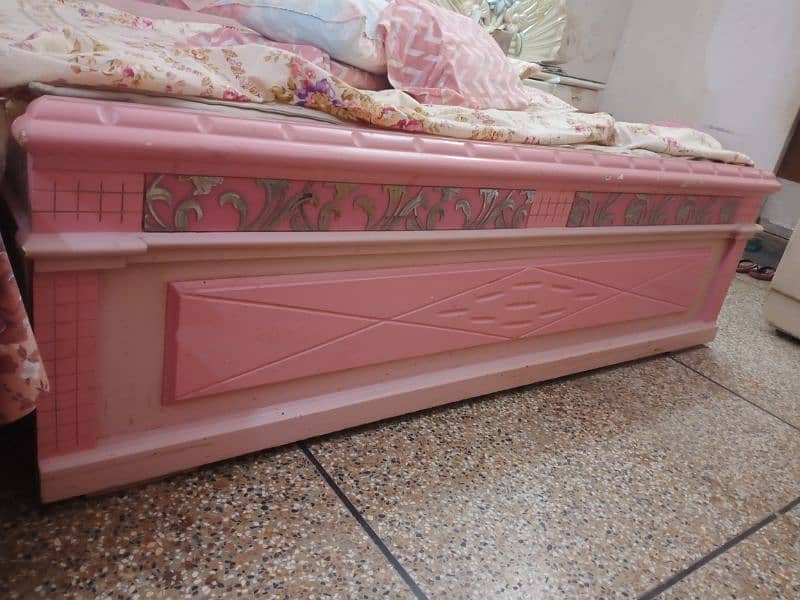 Deco Paint Bed Set with Almari 3