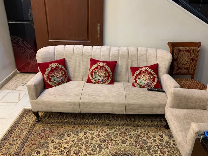 Victorian Style 5 seater Sofa for Sale 0