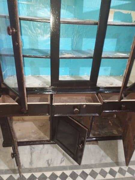 bed, divider ,dressing table,side tables. 
condition: 10/10 5