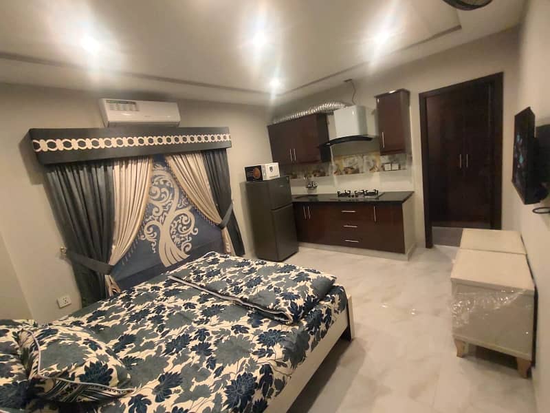Brand New Studio Furnished Apartment For Rent In Sector E Bahria Town Lahore 4