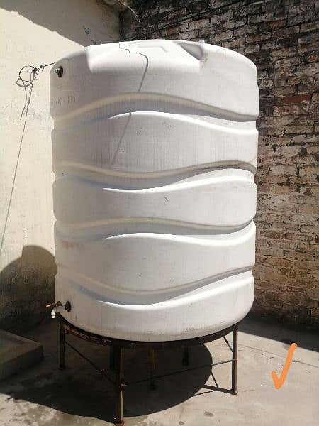 Water Tank 2000 Lits (Brand New) with Good quality Iron Stand. 1