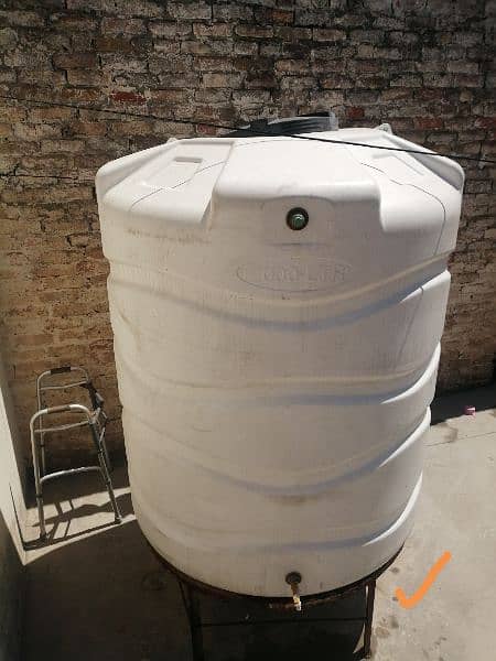 Water Tank 2000 Lits (Brand New) with Good quality Iron Stand. 2
