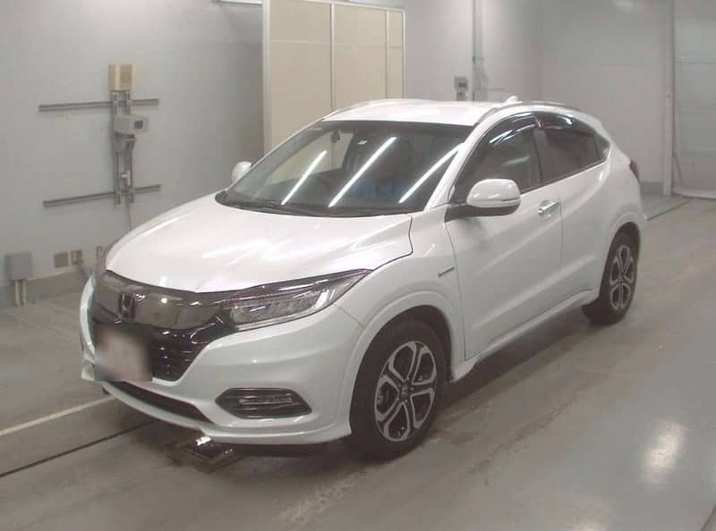 Honda Vezel  2018 model   import 16 December  2023 3