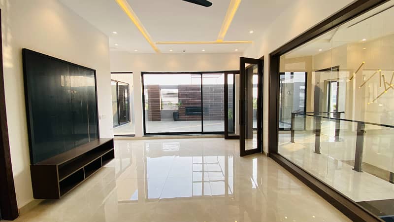 1 Kanal Modern Bungalow For Sale In Dha Phase 7 27