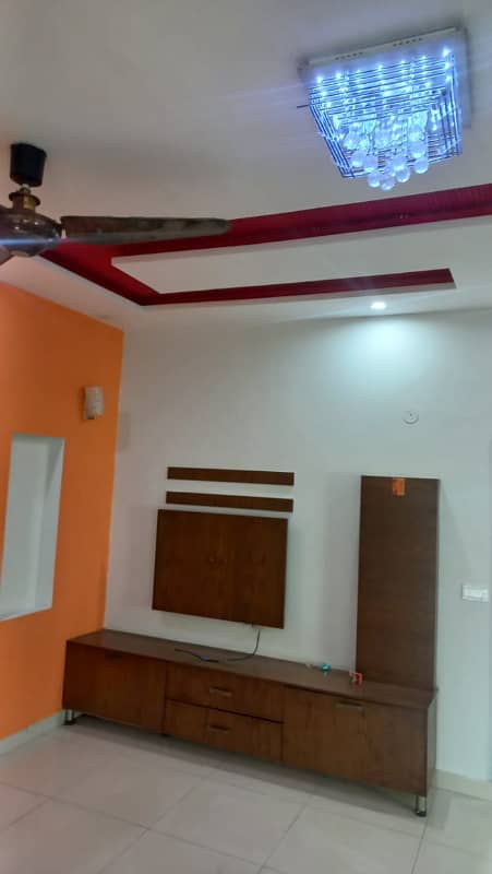 UPPER PORTION OF 10 MARLA LOWER LOCKED IDEAL BRAND NEW CONDITION GOOD HOUSE FOR RENT IN IQBAL BLOCK BAHRIA TOWN LAHORE 27