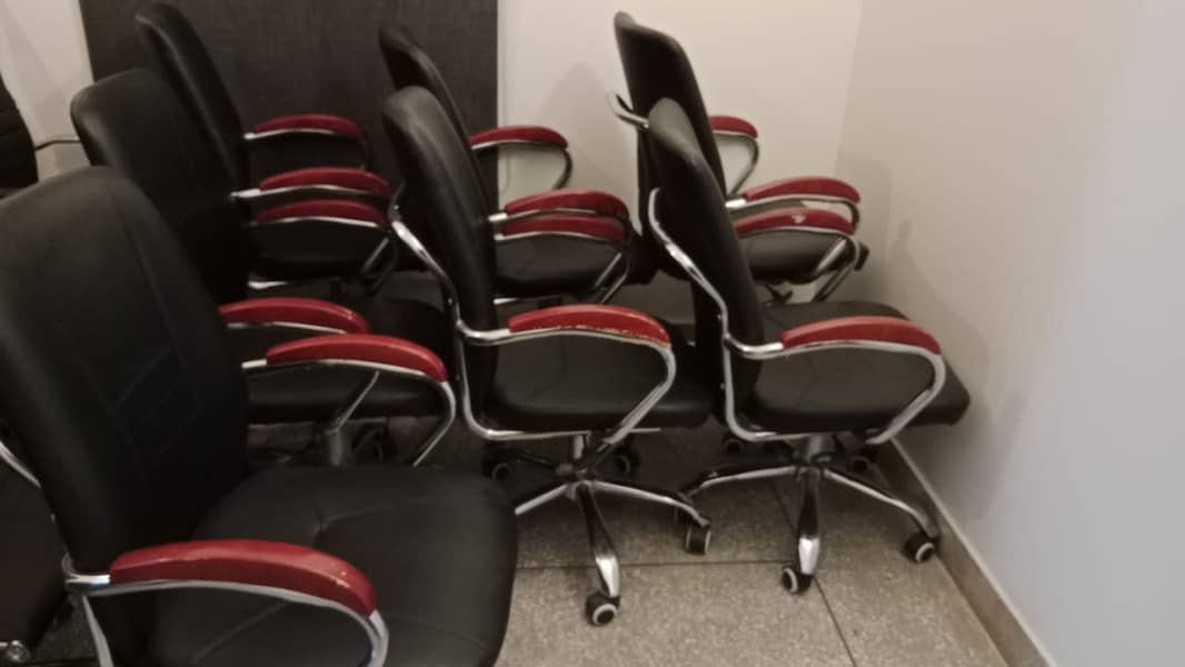 office chair/computer chair/revolving chair/mess chair/executive chair 0