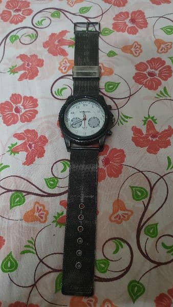 Beautiful metallic strap watch for sale 5