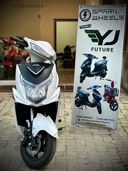YJ Future Azaadi Model Electric Scooter Scooty Clearance sale 4