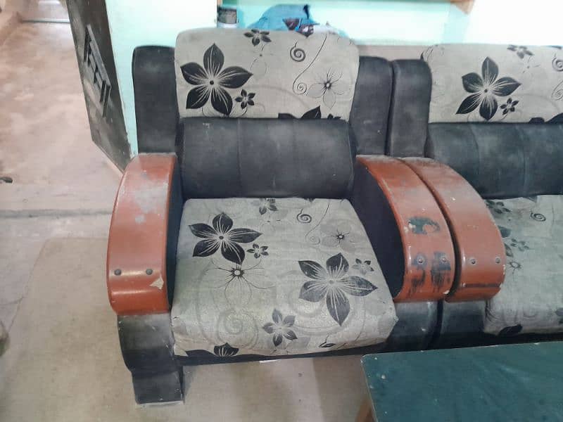 6 seater sofa set good condition 03225246820 1