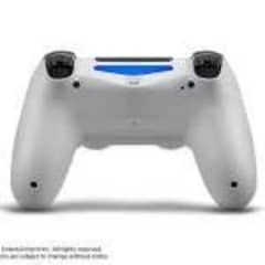 Ps4 controller white 10/10 condition with custom buttons. 0