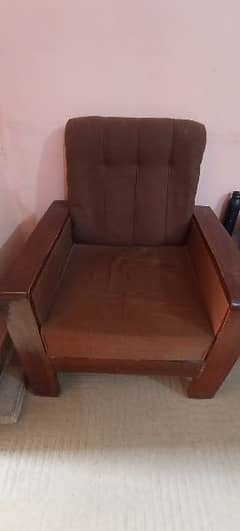5 Seater Wooden Sofa set (used) 0