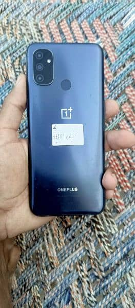 10/10 condition single sim slot pta aproved offical 1