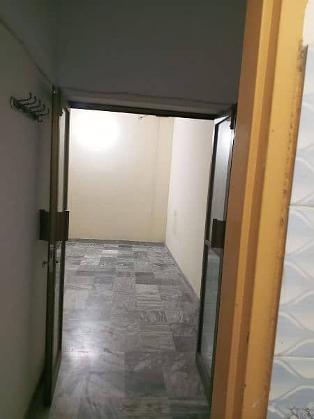 Portion available for rent in Gulraiz ph 2 near gate 3 12