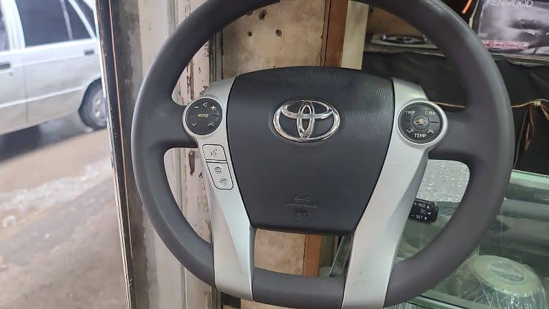 Toyota Electric Steering With Multimedia Buttons 1