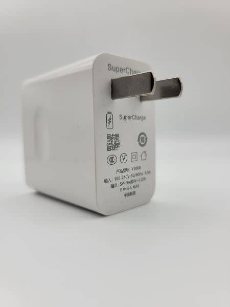 fast charging adaptor with cable 66w 2