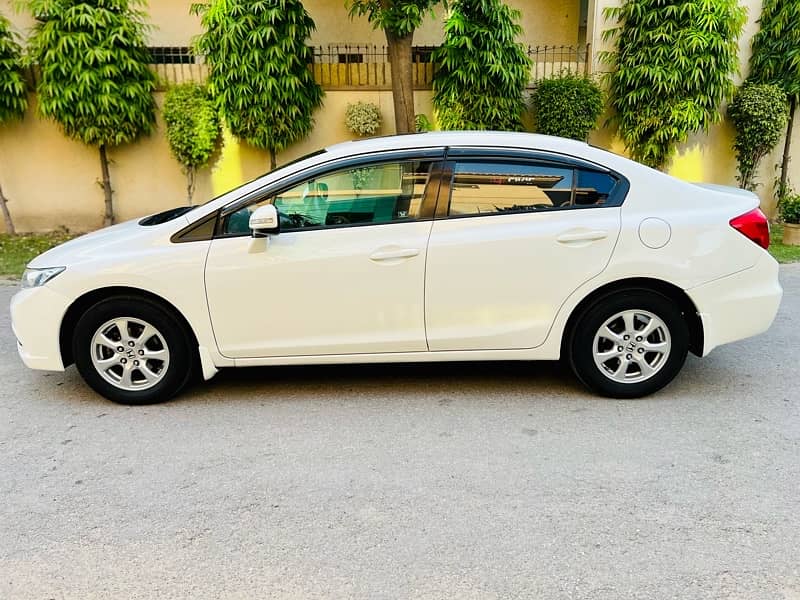 HONDA CIVIC ORIEL PROSMATIC 2015 Model immaculate condition 7