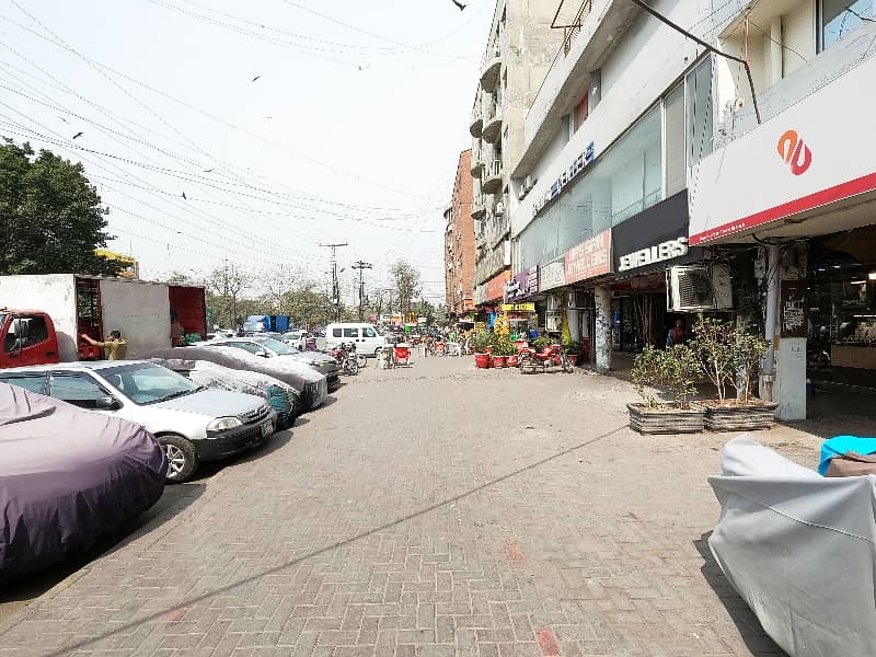 1700 Square Feet Commercial Office Is Available For Rent In Garden Town Lahore 3