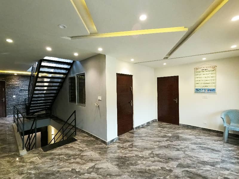 1700 Square Feet Commercial Office Is Available For Rent In Garden Town Lahore 9