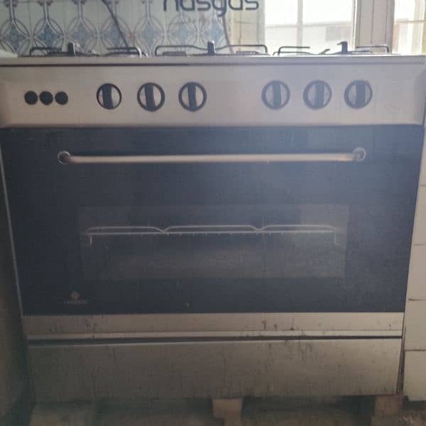nasgas oven with 5 burner in good condition 1