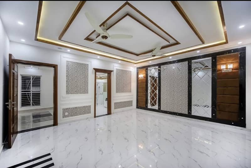 2 Kanal Facing Luxury Bungalow For Sale In Valencia Town Lahore 22