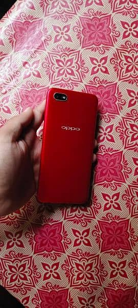 OPPO A1k. Sasta phone All ok 10k last with box or charger 10/9 cond. . . 1