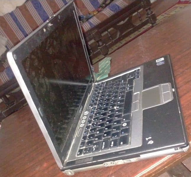 Dell D630 c2d Laptop 1