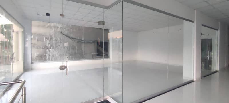 376 SQ FT Shop Is Available On Ground Floor For Sale 11
