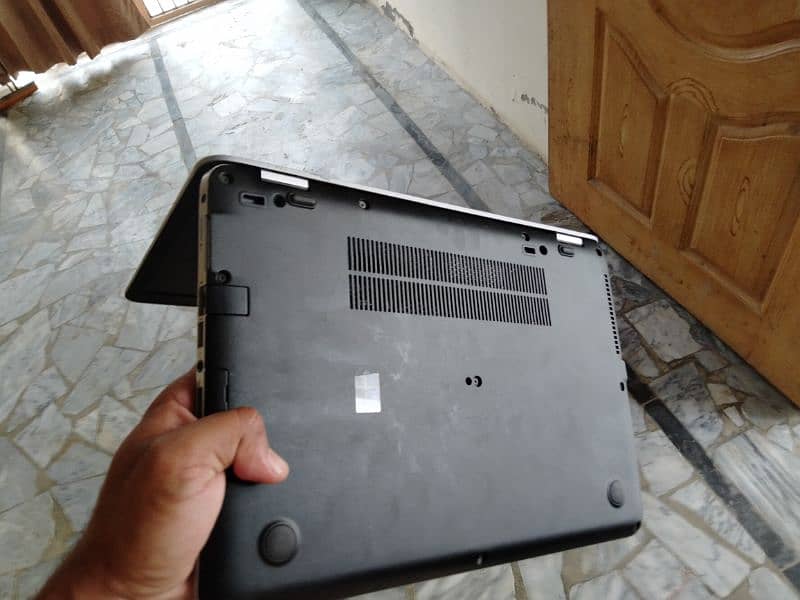 HP laptop model 840 G3 10/10 3