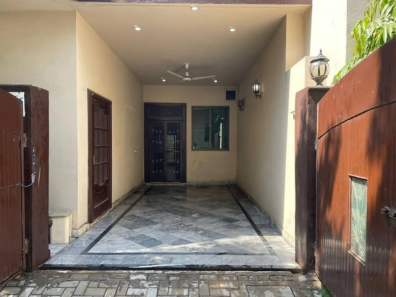 6 Marla Double Storey House For Sale In TajBagh Scheme Phase 3 Near Main Road 28