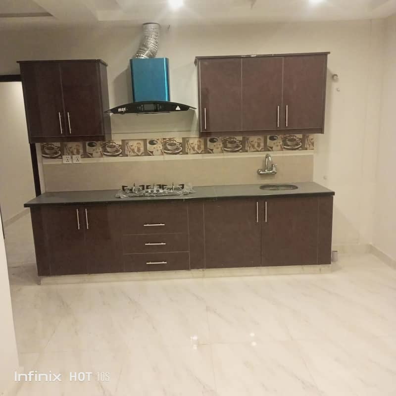 Brand New 2 Bed Flat For Sale In Bahria Town Lahore 3