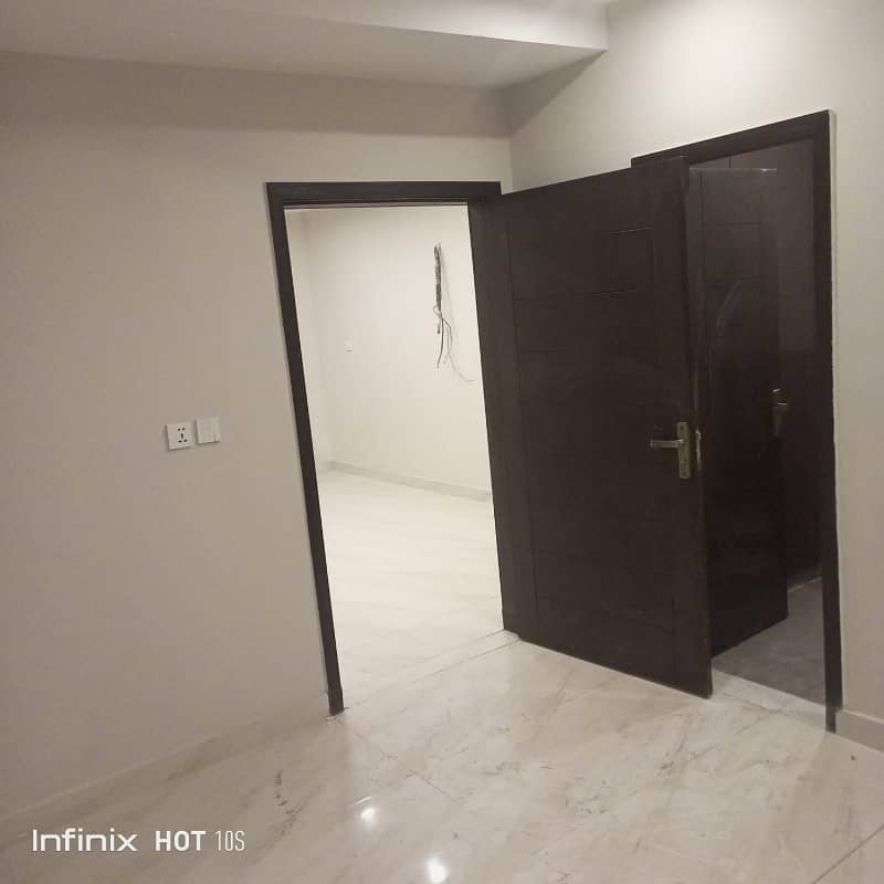 Brand New 2 Bed Flat For Sale In Bahria Town Lahore 11