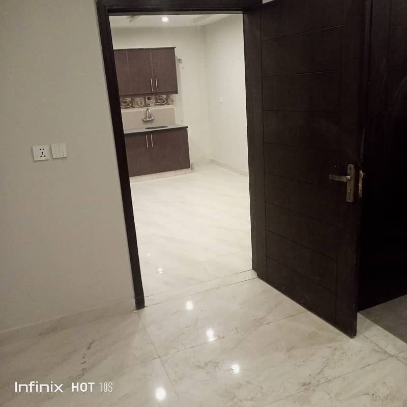 Brand New 2 Bed Flat For Sale In Bahria Town Lahore 14