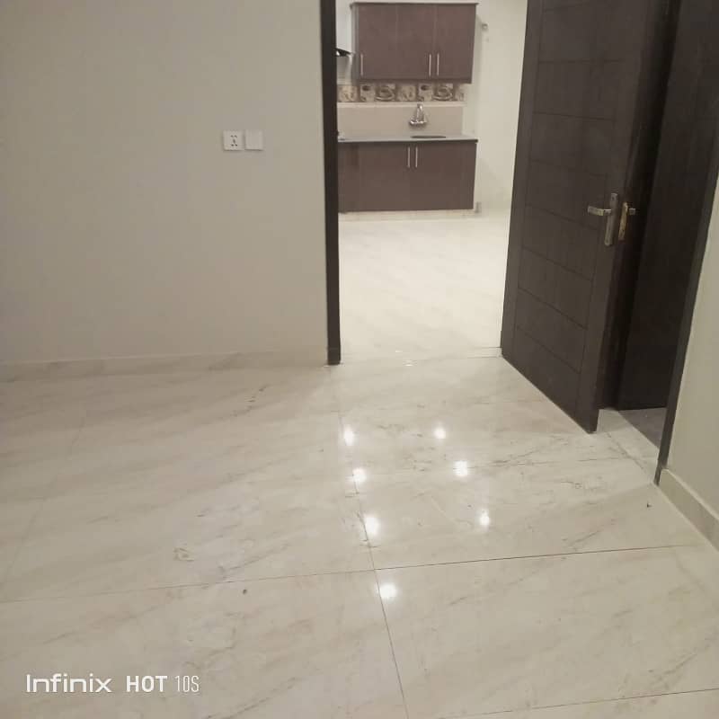 Brand New 2 Bed Flat For Sale In Bahria Town Lahore 16