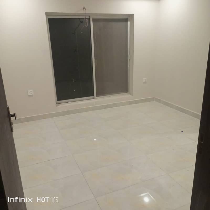 Brand New 2 Bed Flat For Sale In Bahria Town Lahore 24