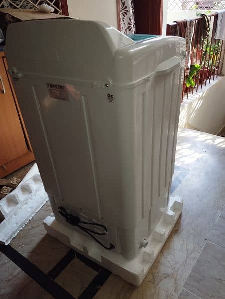 Jackpot Washing Machine un-used under company warranty 5