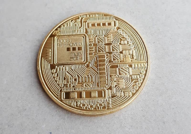 Btc gold plated metal coin 1