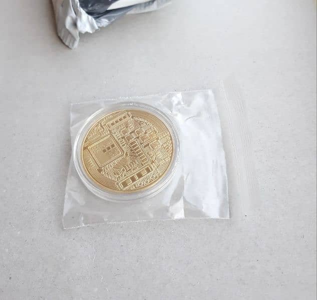 Btc gold plated metal coin 3
