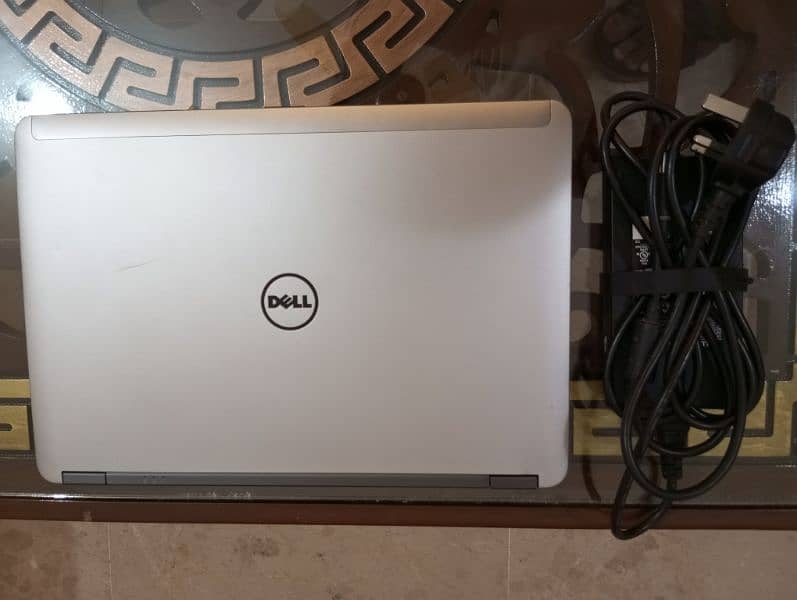 Dell i5 4th Gen Gaming laptop with graphic card 2
