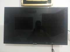 Ecostar 32 inch led new condition