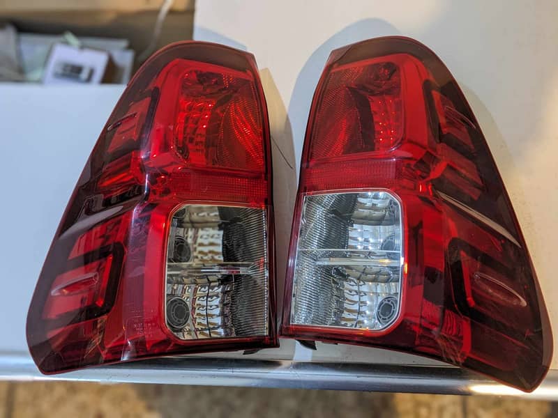 Original Toyota Revo 2020 2021 Hilux Back Tail Lamp 0