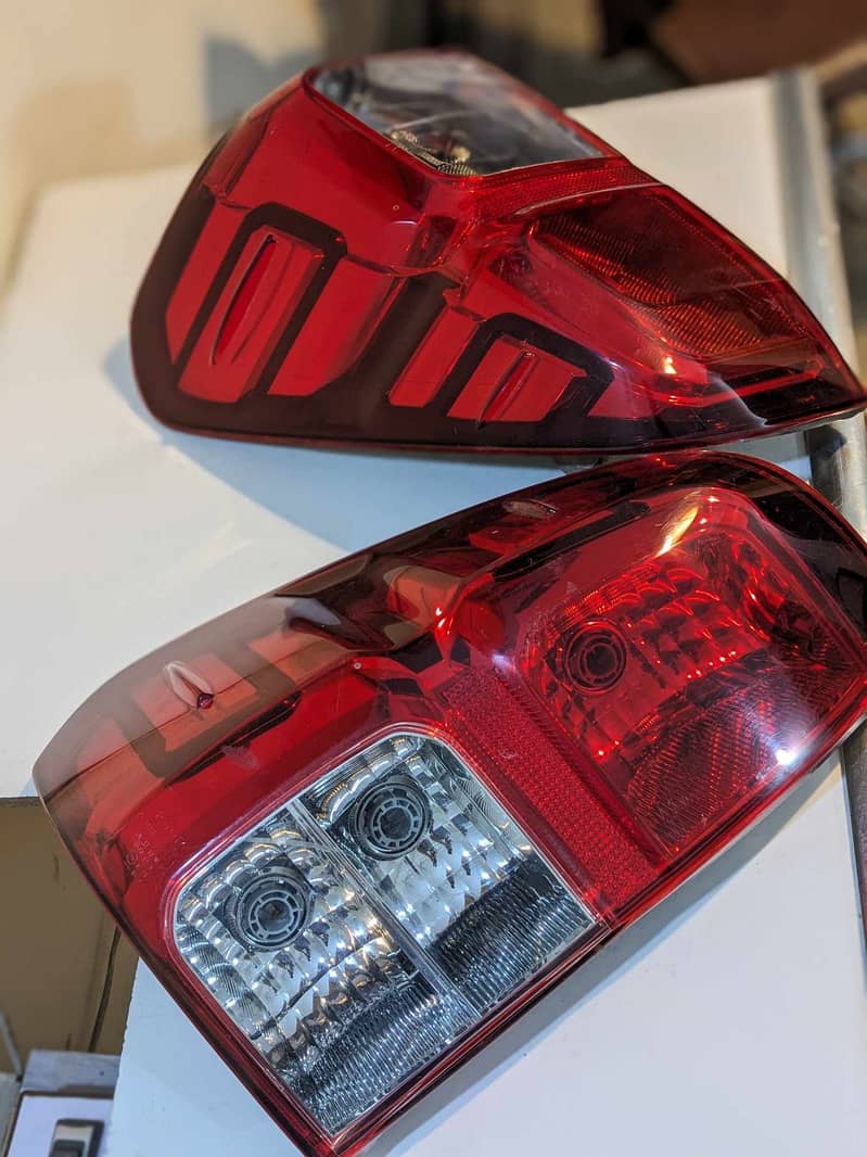 Original Toyota Revo 2020 2021 Hilux Back Tail Lamp 4