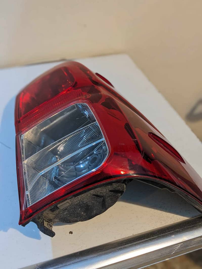Original Toyota Revo 2020 2021 Hilux Back Tail Lamp 7
