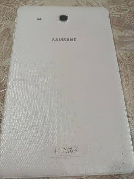 Samsung Galaxy tab E 1