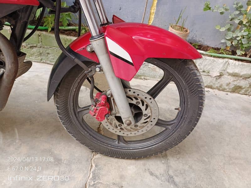 Honda CB-150cc. First owner bike seld engine 7