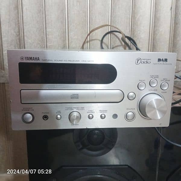 Yamaha CRX-M170 Japanese Amplifer/Sound Reveiver with 8" Speaker Pair 4