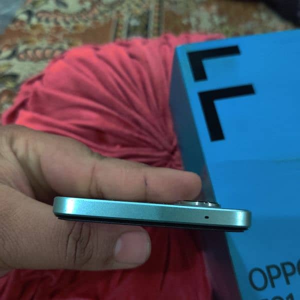 Oppo f 21 pro5g 5