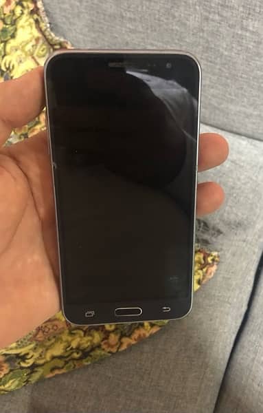 Samsung J3 1